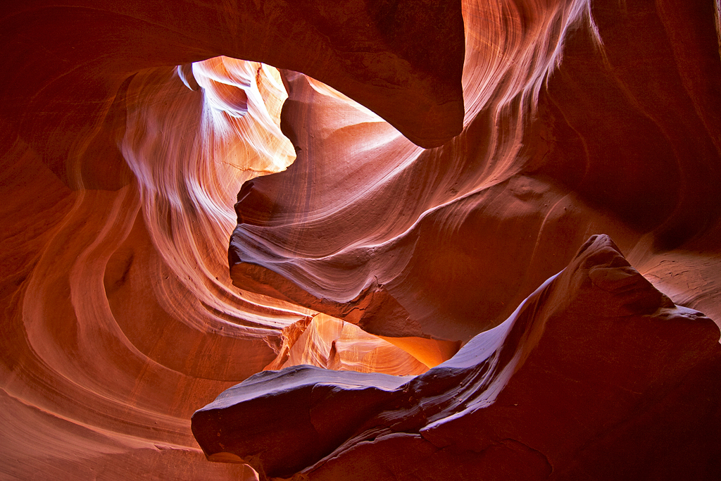 IMG_9556_RAW_1024.jpg - Upper Antelope Canyon, Navajo Tribal Park