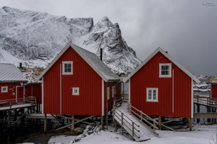a7IV_25_09550_NAL Reine, Moskenesøya