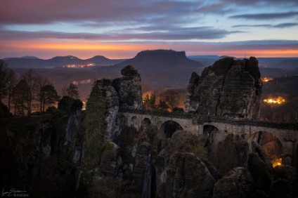 Bastei im Mondlicht