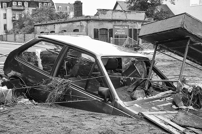 119-1941_IMG Hofmühlenstraße, Weißeritzhochwasser