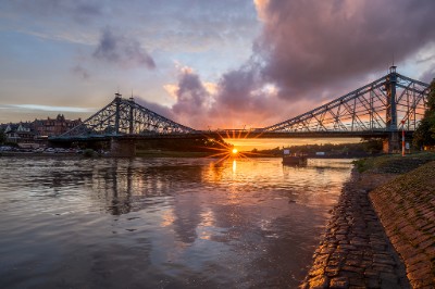 Dresden, Blaues Wunder