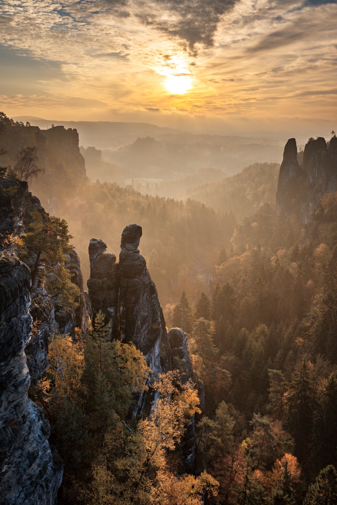 6D_00763_SP1024.jpg - Golden October