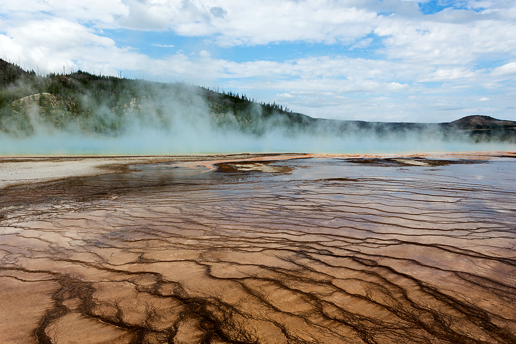 6D_02429_1024.jpg - Midway Geyser Basin