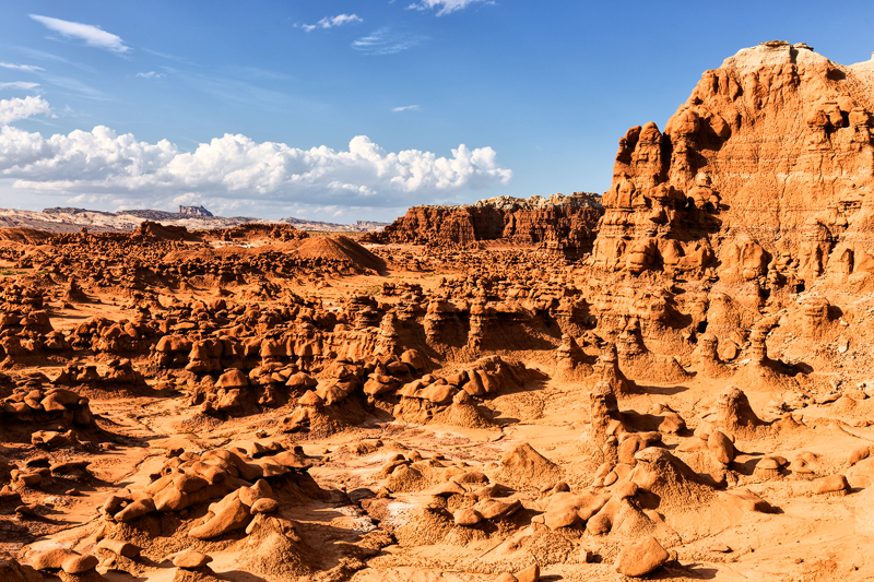 6D_04410_goblin_valley_800.jpg - Goblin Valley, Utah  ©2013